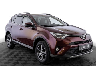 Подержанный автомобиль Toyota RAV4 2019 года (3 фото)