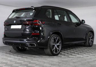 Новый BMW X5 2025 (2 фото)
