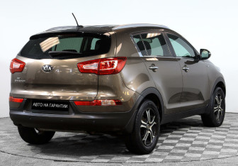 Подержанный автомобиль Kia Sportage 2013 года (5 фото)