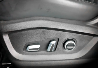 Подержанный автомобиль Exeed RX 2023 года (21 фото)