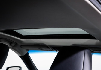 Подержанный автомобиль Lexus ES 2019 года (17 фото)