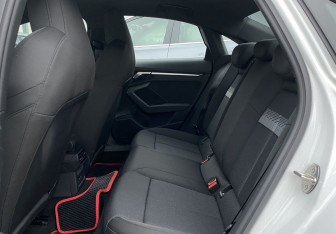 Подержанный автомобиль Audi A3 Sedan 2021 года (15 фото)