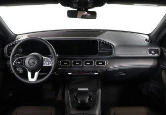Подержанный автомобиль Mercedes-Benz GLE 2019 года (12 фото)