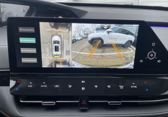 Подержанный автомобиль Changan UNI-K 2024 года (17 фото)