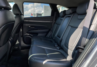 Подержанный автомобиль Hyundai Tucson 2021 года (10 фото)