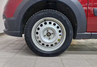 Подержанный автомобиль LADA (ВАЗ) Largus Wagon 2021 года (12 фото)