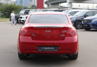 Подержанный автомобиль Infiniti G Sedan 2010 года (6 фото)