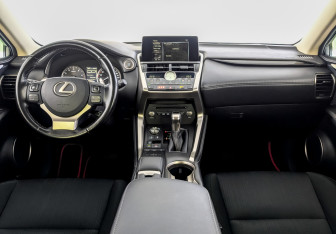 Подержанный автомобиль Lexus NX 2020 года (14 фото)