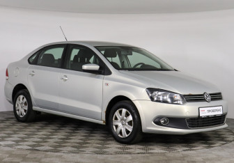 Подержанный автомобиль Volkswagen Polo Sedan 2011 года (2 фото)