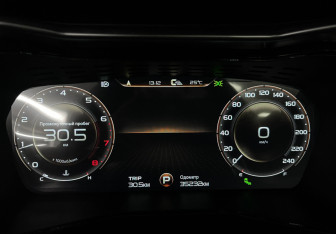Подержанный автомобиль Geely Tugella 2024 года (11 фото)