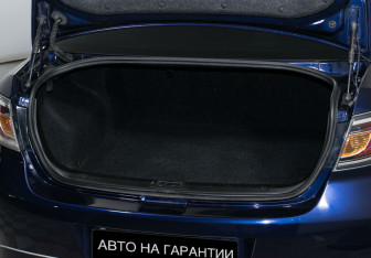 Подержанный автомобиль Mazda 6 Sedan 2012 года (11 фото)