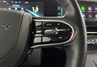 Подержанный автомобиль Omoda C5 2022 года (15 фото)