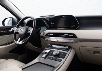 Подержанный автомобиль Hyundai Palisade 2022 года (18 фото)