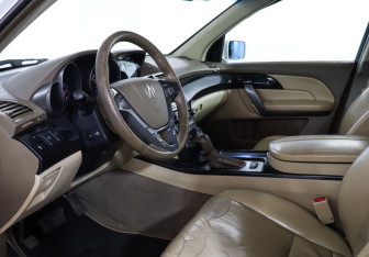 Подержанный автомобиль Acura MDX 2009 года (13 фото)
