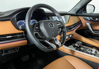 Подержанный автомобиль Changan CS95 2023 года (13 фото)