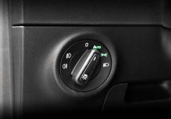 Подержанный автомобиль Skoda Karoq 2021 года (27 фото)