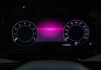 Подержанный автомобиль Volkswagen Golf Hatchback 2020 года (12 фото)