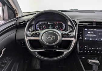 Подержанный автомобиль Hyundai Tucson 2021 года (21 фото)