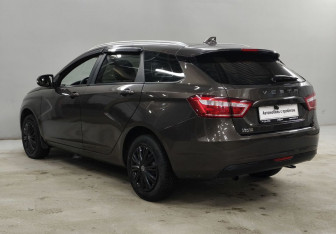 Подержанный автомобиль LADA (ВАЗ) Vesta Wagon 2020 года (7 фото)