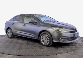 Подержанный автомобиль Citroen C4 Sedan 2017 года (3 фото)