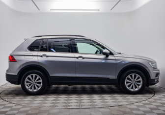 Подержанный автомобиль Volkswagen Tiguan 2020 года (6 фото)