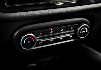 Подержанный автомобиль Chery Tiggo 4 2022 года (26 фото)