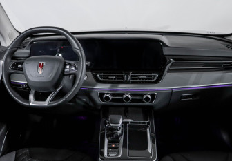 Подержанный автомобиль Hongqi HS5 2023 года (12 фото)