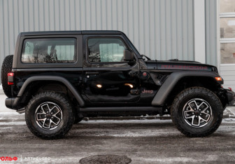 Новый Jeep Wrangler 2025 (2 фото)