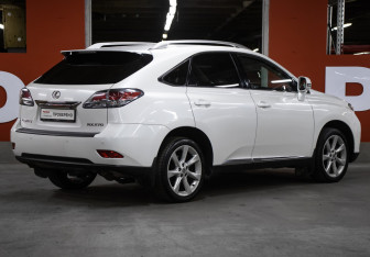 Подержанный автомобиль Lexus RX 2014 года (5 фото)