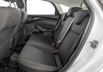 Подержанный автомобиль Ford Focus Hatchback 2019 года (12 фото)