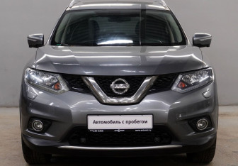 Подержанный автомобиль Nissan X-Trail 2016 года (2 фото)