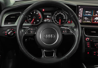 Подержанный автомобиль Audi A5 Coupe 2012 года (11 фото)