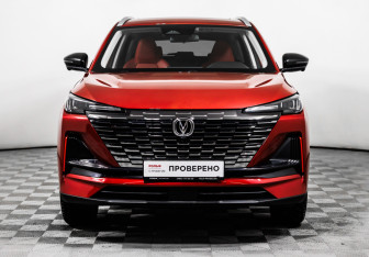 Подержанный автомобиль Changan CS55PLUS 2023 года (2 фото)