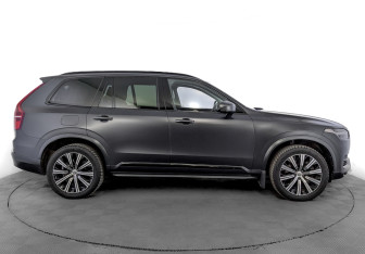 Подержанный автомобиль Volvo XC90 2021 года (4 фото)