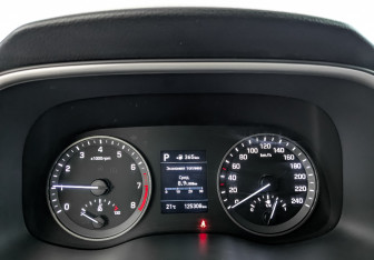 Подержанный автомобиль Hyundai Tucson 2019 года (16 фото)