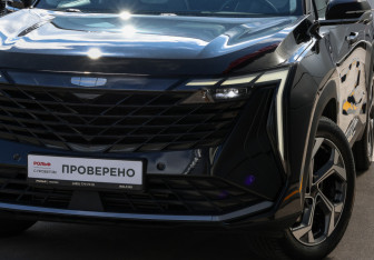 Подержанный автомобиль Geely Atlas 2024 года (26 фото)