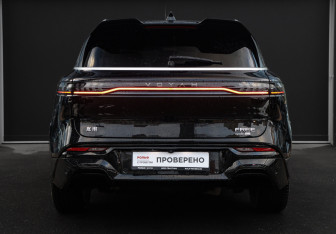 Подержанный автомобиль Voyah Free 2023 года (6 фото)