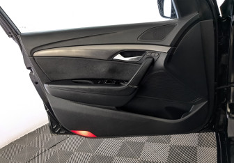 Подержанный автомобиль Hyundai i40 Sedan 2014 года (19 фото)