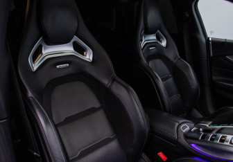 Подержанный автомобиль Mercedes-Benz AMG GT Liftback 2018 года (10 фото)