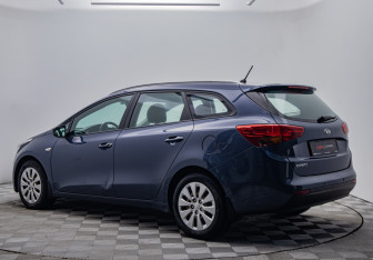 Подержанный автомобиль Kia Ceed Wagon 2015 года (3 фото)