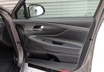 Подержанный автомобиль Hyundai Santa Fe 2018 года (24 фото)