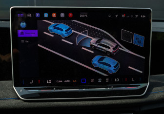 Подержанный автомобиль Volkswagen Tiguan 2024 года (24 фото)