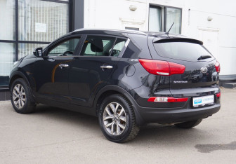 Подержанный автомобиль Kia Sportage 2014 года (7 фото)