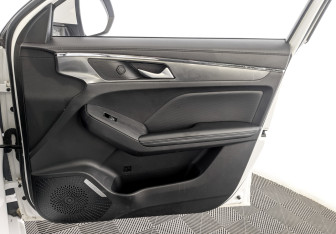 Подержанный автомобиль Haval Jolion 2022 года (24 фото)