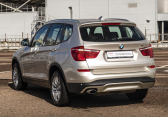 Подержанный автомобиль BMW X3 2014 года (7 фото)