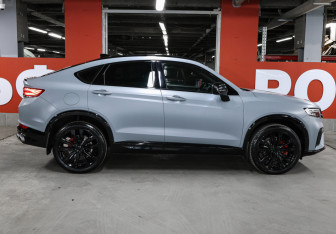 Подержанный автомобиль Geely Tugella 2023 года (4 фото)