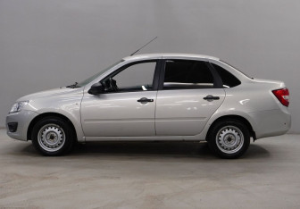 Подержанный автомобиль LADA (ВАЗ) Granta Sedan 2018 года (4 фото)