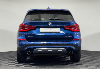 Подержанный автомобиль BMW X3 2019 года (4 фото)