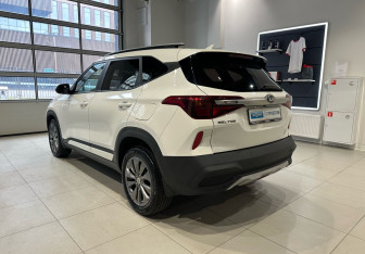 Подержанный автомобиль Kia Seltos 2020 года (6 фото)