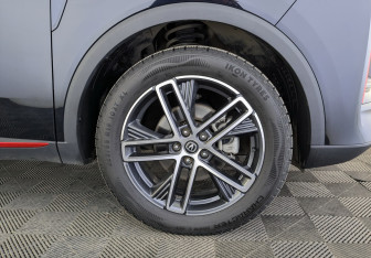 Подержанный автомобиль Changan UNI-S 2024 года (18 фото)